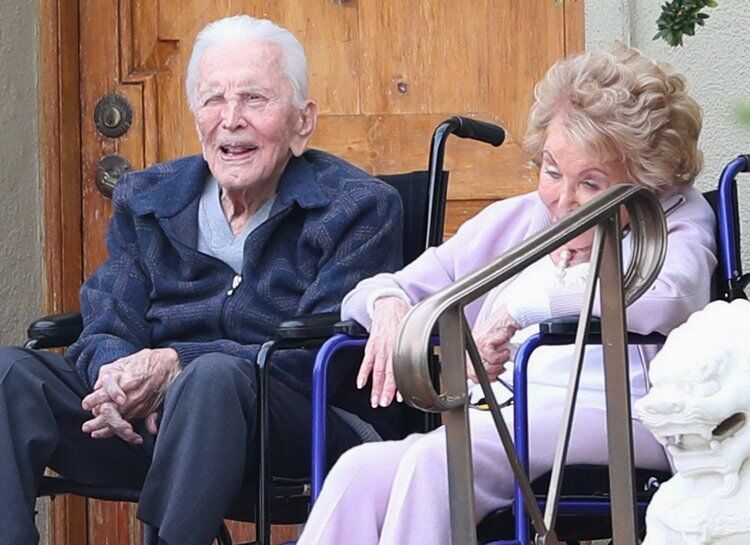 Кирк Дуглас и Энн Байденс