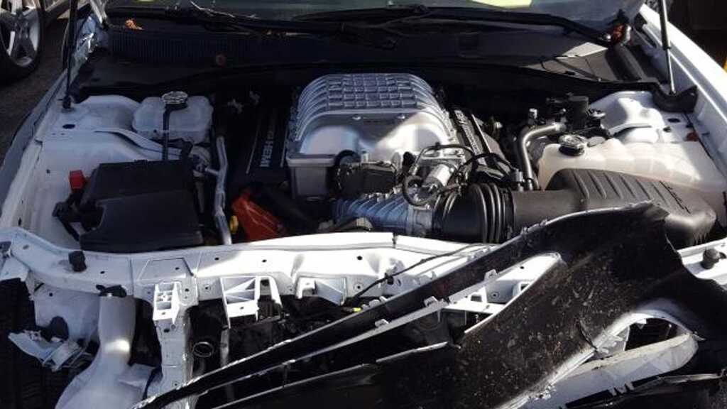 Розбитий Dodge Charger SRT Hellcat Widebody Daytona 50th Anniversary Edition