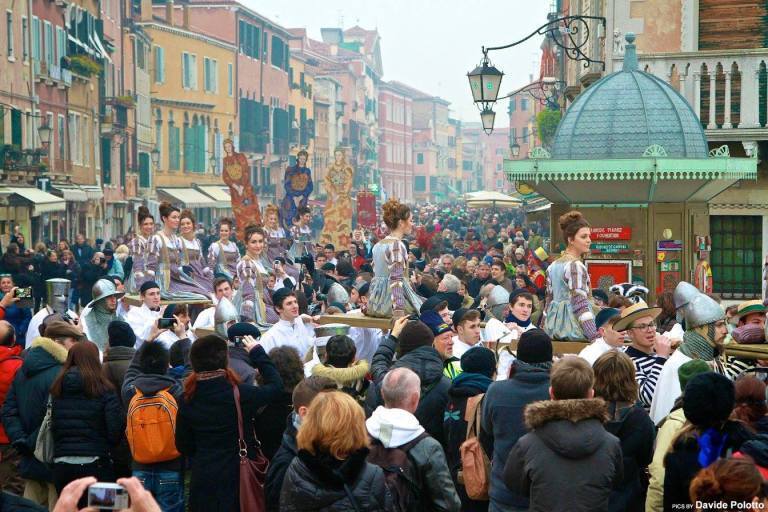 Карнавал в Венеции-2020