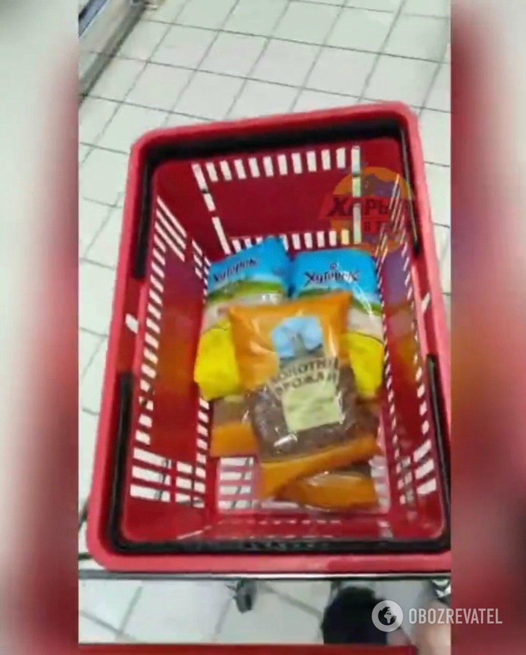 У супермаркетах скуповують товари через коронавірус