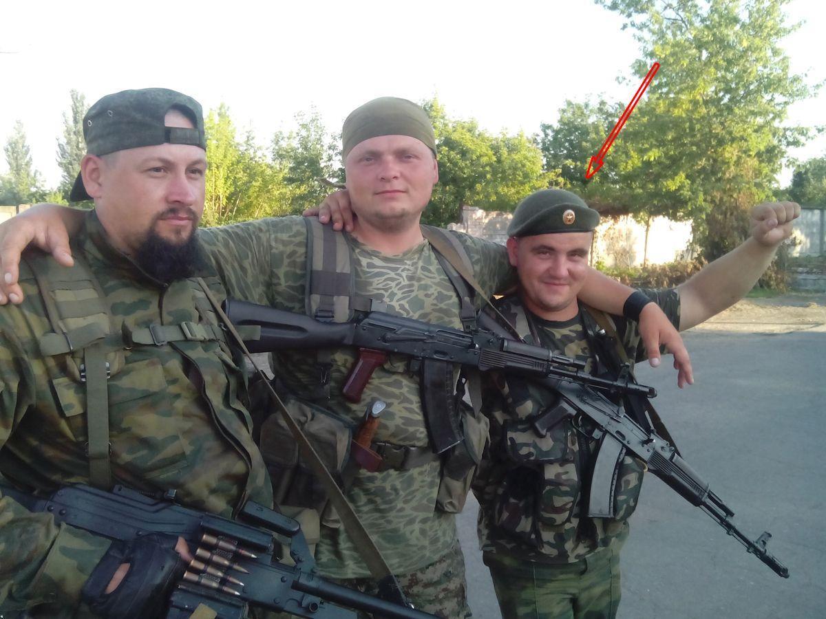 Терорист Павло Яблонський (крайній праворуч)