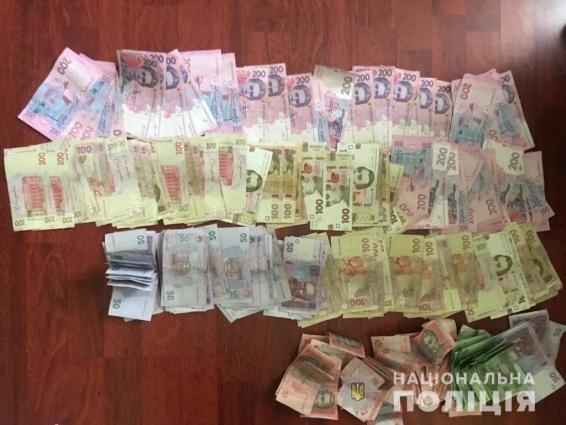 У Кривому Розі затримали чоловіка з 1000 доз небезпечного наркотику. Фото