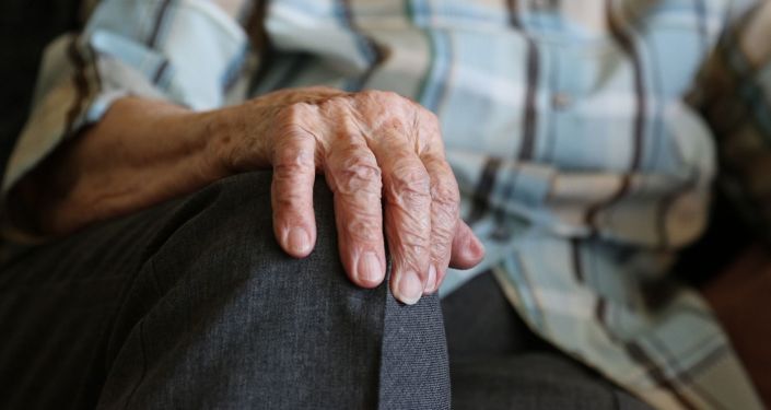 В Днепре агрессивные водители маршруток нагло выгоняют пенсионеров