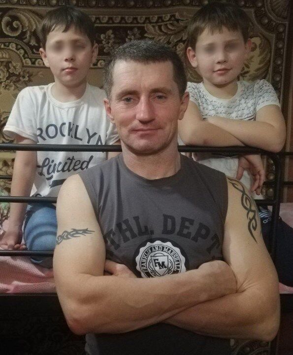 Володимир Федченко з молодшими синами