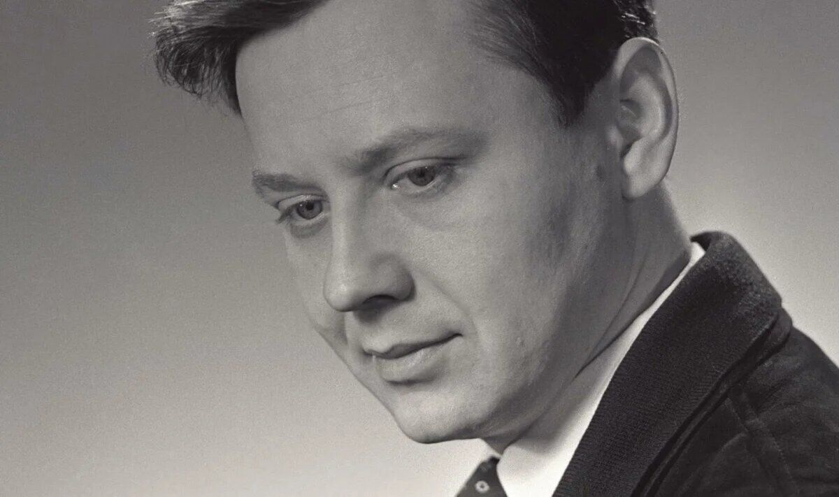 Олег Табаков в молодости