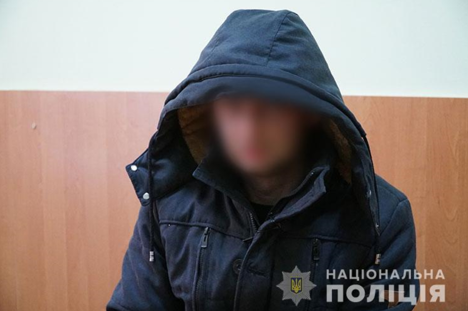 Житель Тернополя збрехав поліції і медикам про захворювання коронавірусом