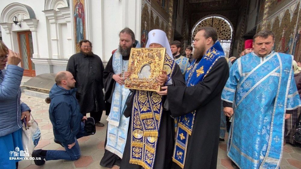 Одесские священники хотят молитвой спасти страну от коронавируса