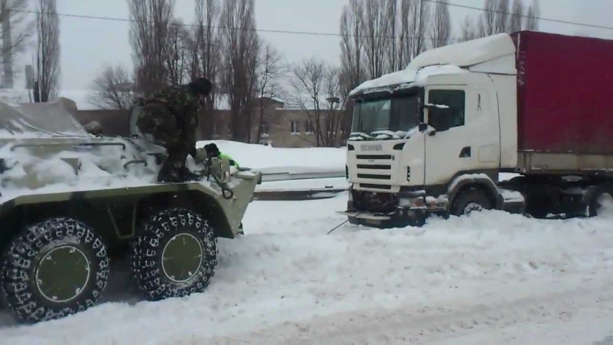 Сніговий апокаліпсис повторюється? Як Київ виглядав 22-23 березня 2013 року. Фото і відео