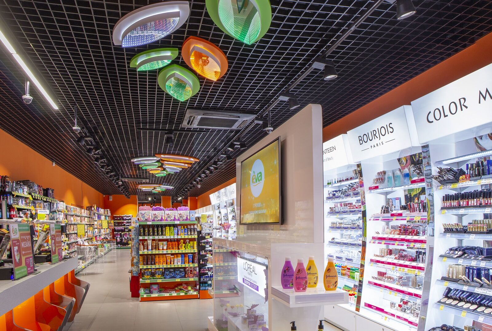 Магазини EVA мають право працювати в умовах карантину. Заява компанії