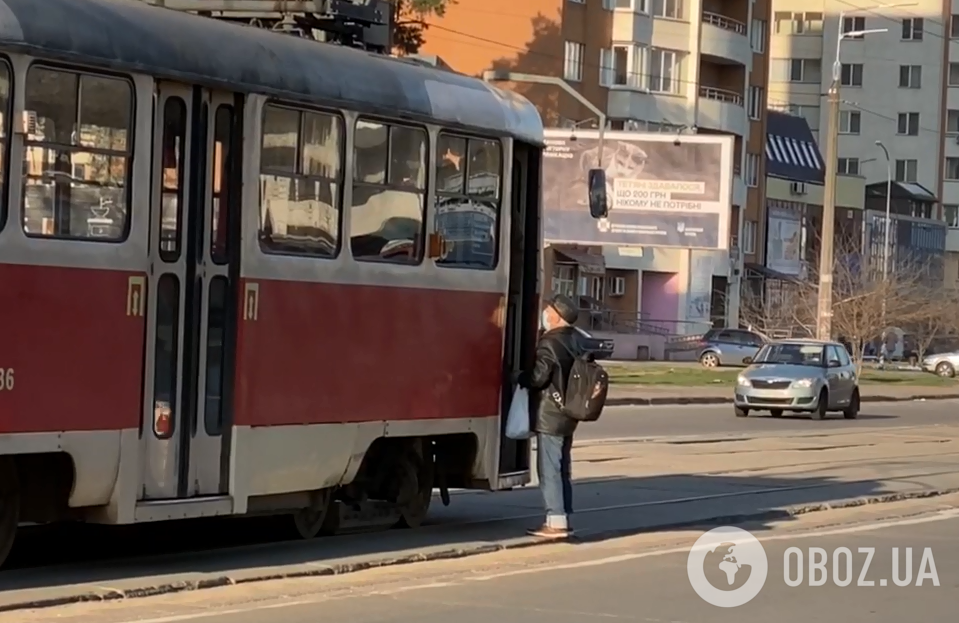 В Киеве запустили спецтранспорт