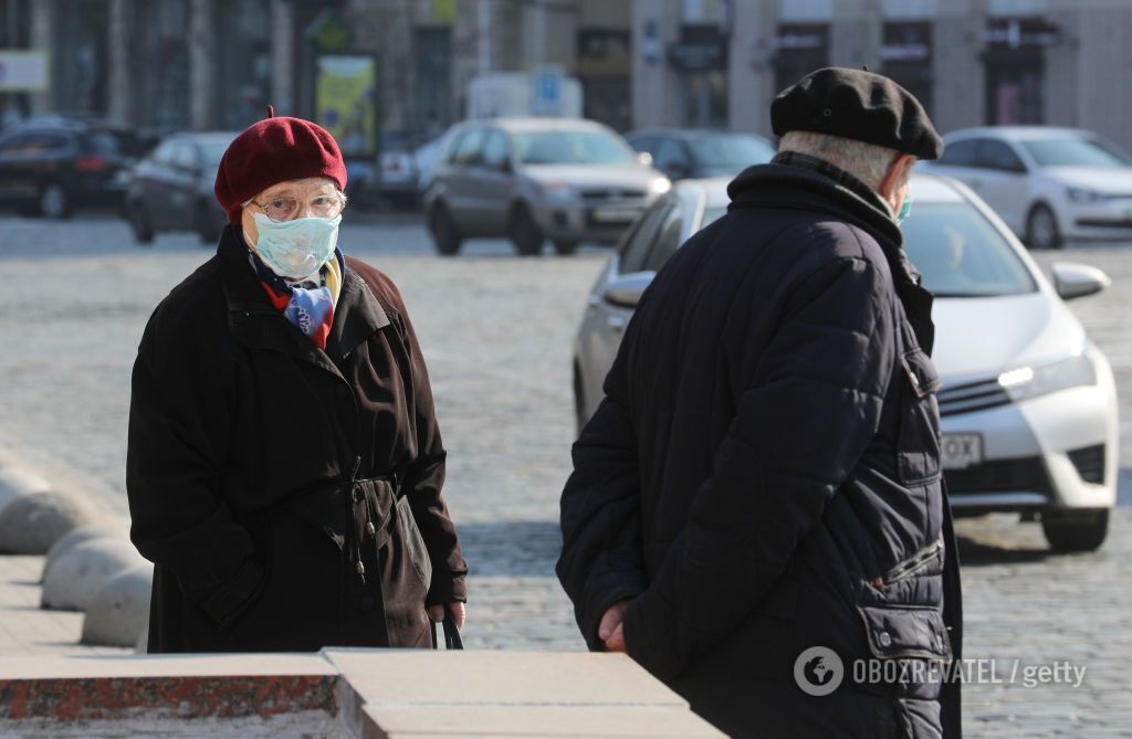 В Украине продлили карантин до 24 апреля и ввели ЧС по всей стране