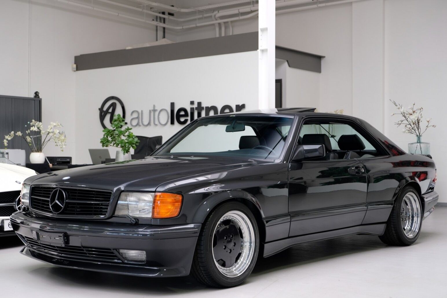 Mercedes-Benz 560 SEC Widebody