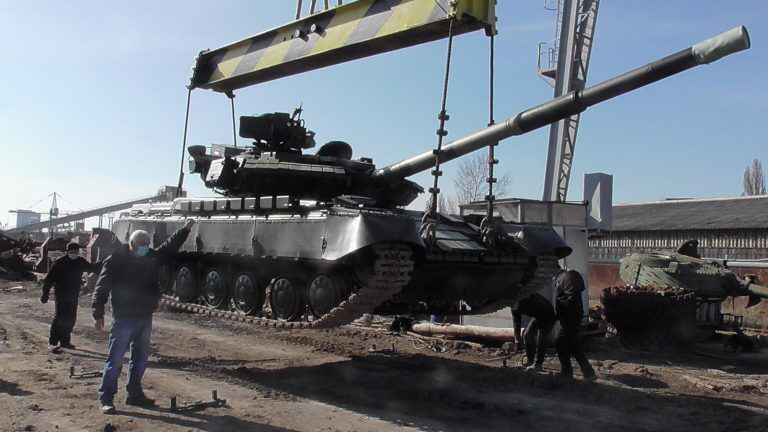 ХБТЗ надав ЗСУ 13 модернізованих танків