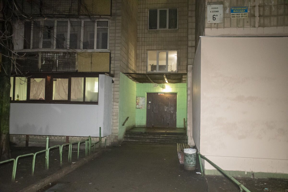 У київській квартирі знайшли тіло, яке розкладалося
