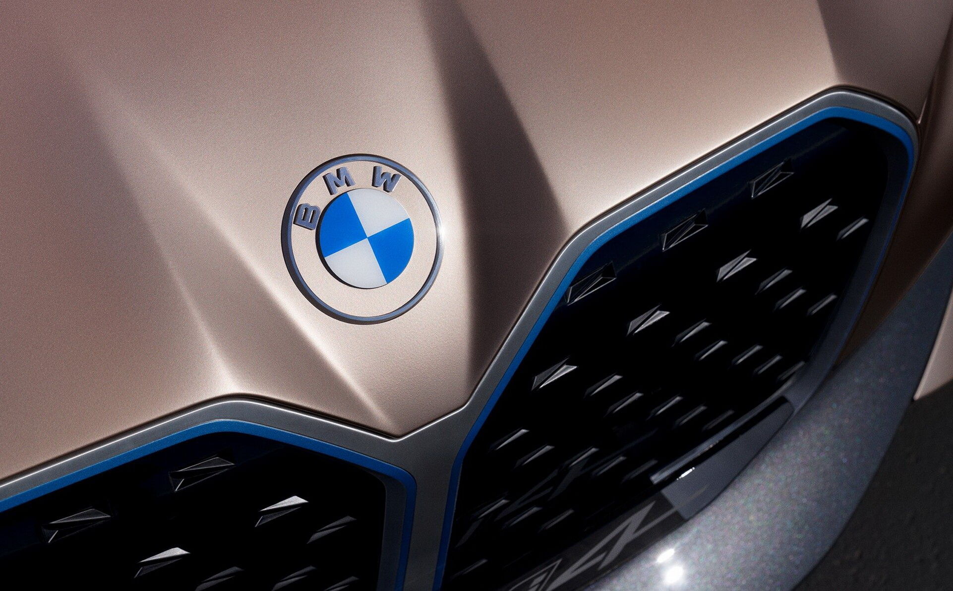 Концепт BMW i4