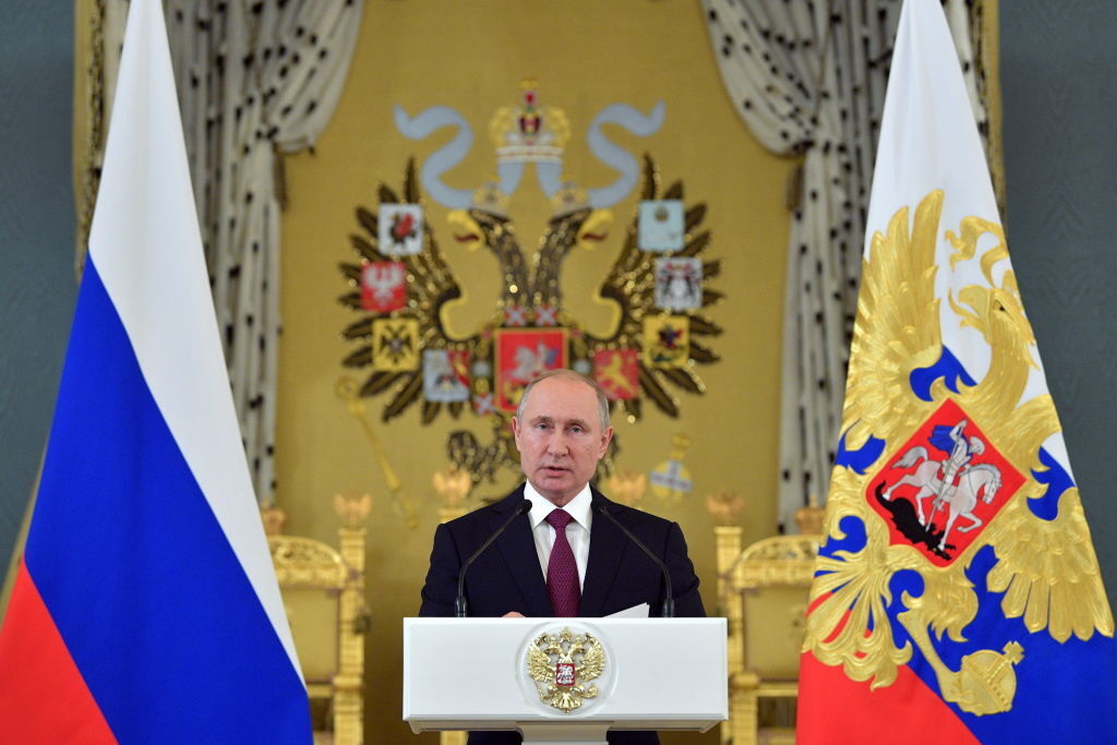 Изменения в Конституцию России: Путин ускоряет процесс