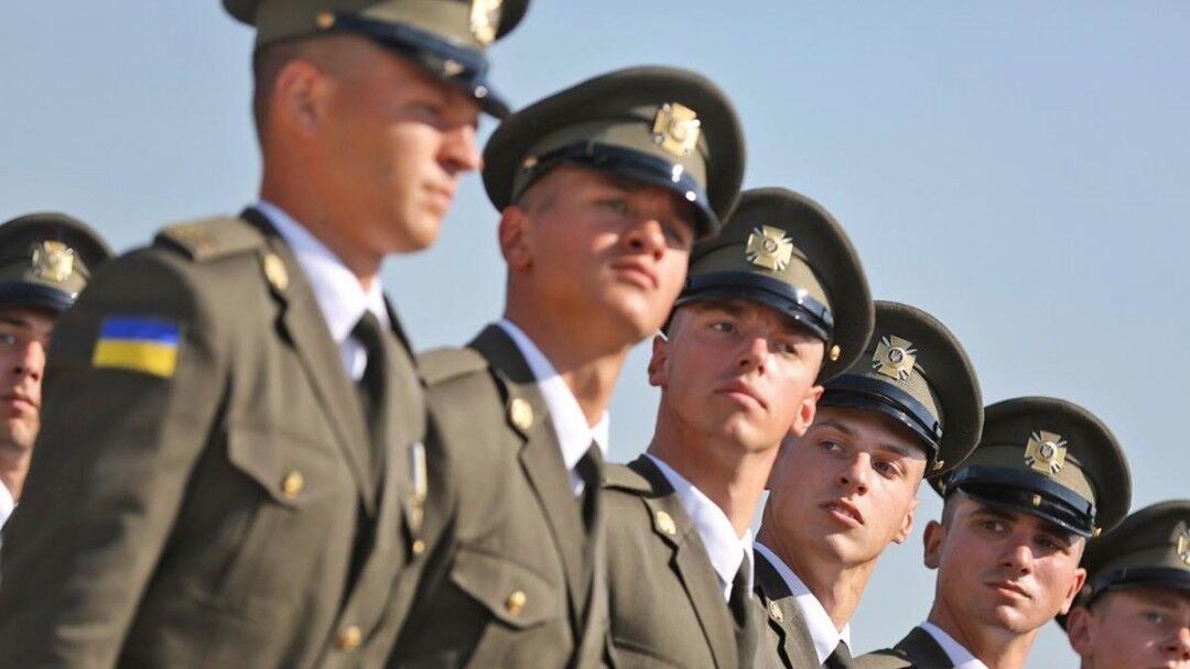 В армію візьмуть офіцерів запасу