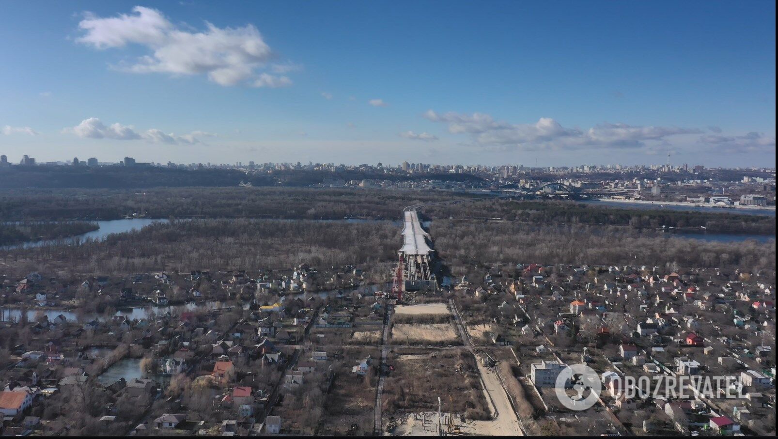 Вид на Подольский мост со стороны стройки возле Русановских садов