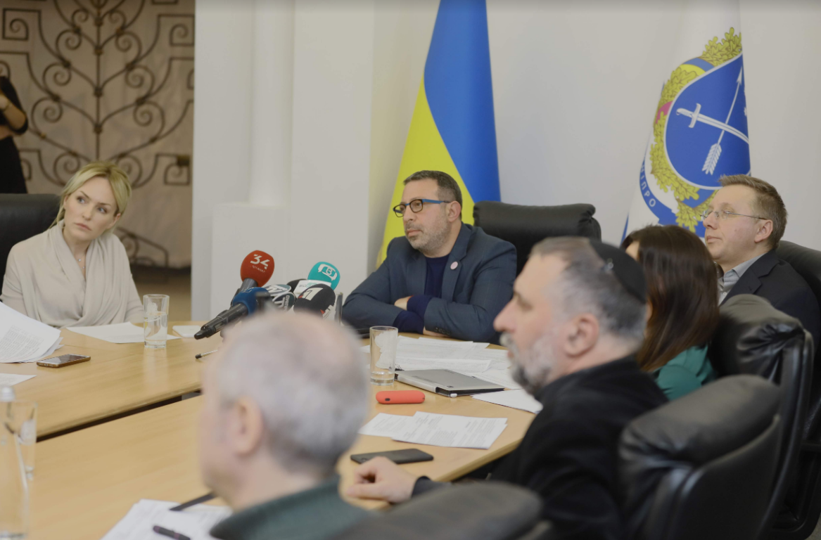 В Днепре объявили состав обновленного общественного совета под председательством Корбана