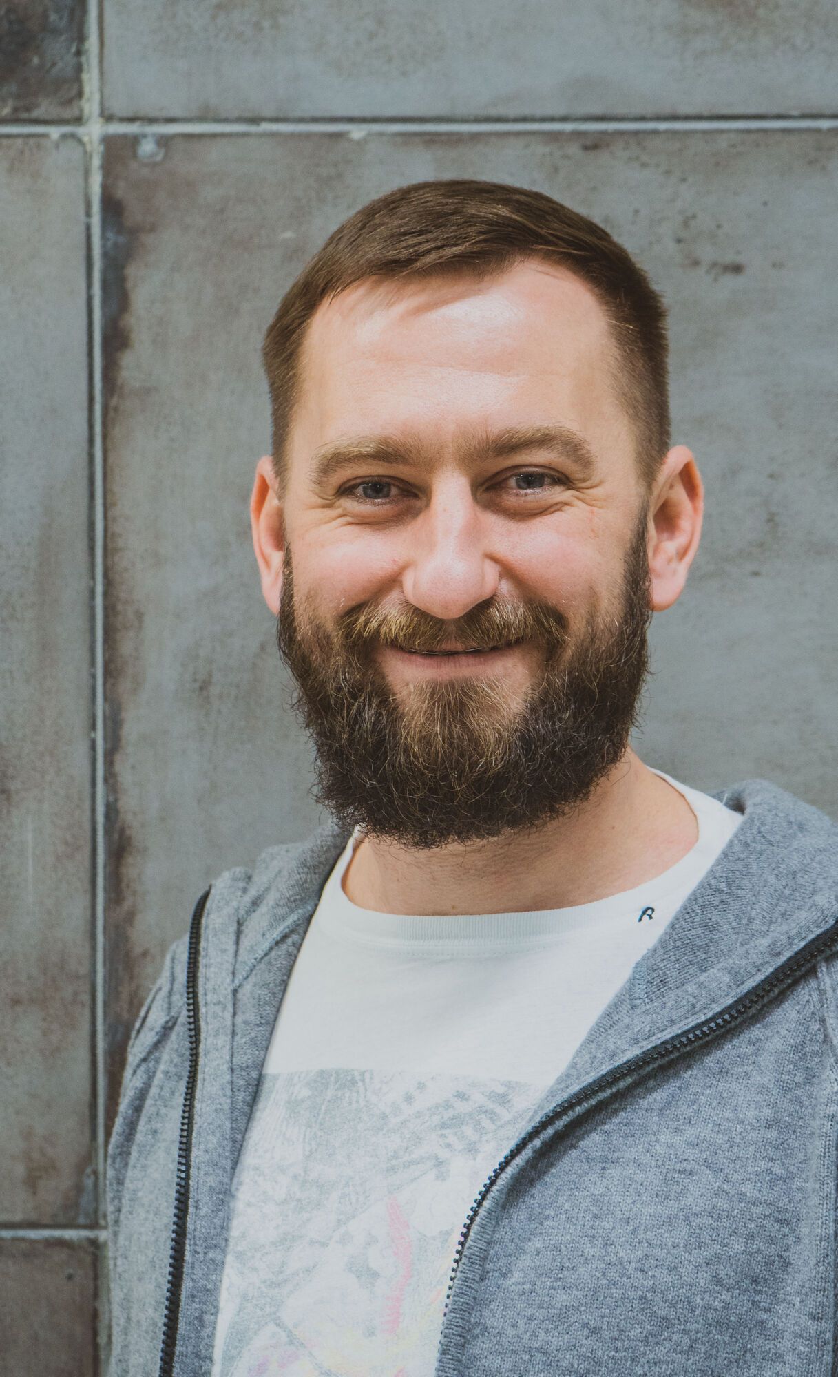 Из забытого завода – в современный спейс: как перевоплощается "Радар" в Киеве