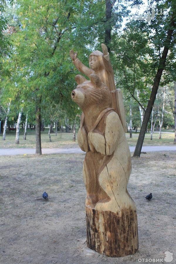 В Запорожье статуя убила девочку: руководство парка нашло отмазку
