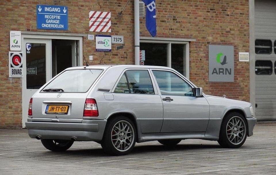 Mercedes-Benz 190E W201 2.6 City, который недавно засняли в Нидерландах