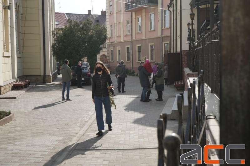 Наиболее зараженная COVID-19 область Украины массово отмечает Вербное воскресенье: появились фото