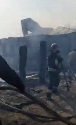 На Чернігівщині через підпал трави загорілося село: з'явилося відео