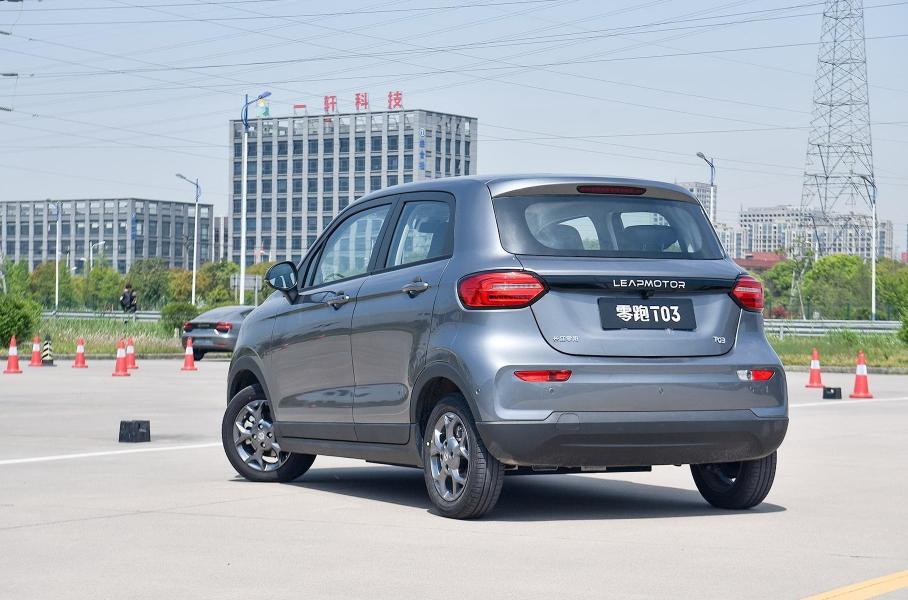 Китайский электромобиль Leap T03