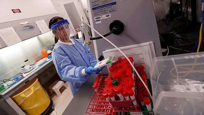 У Дніпрі тестувати на коронавірус будуть за допомогою унікальної американської лабораторії з ПЛР-тестами
