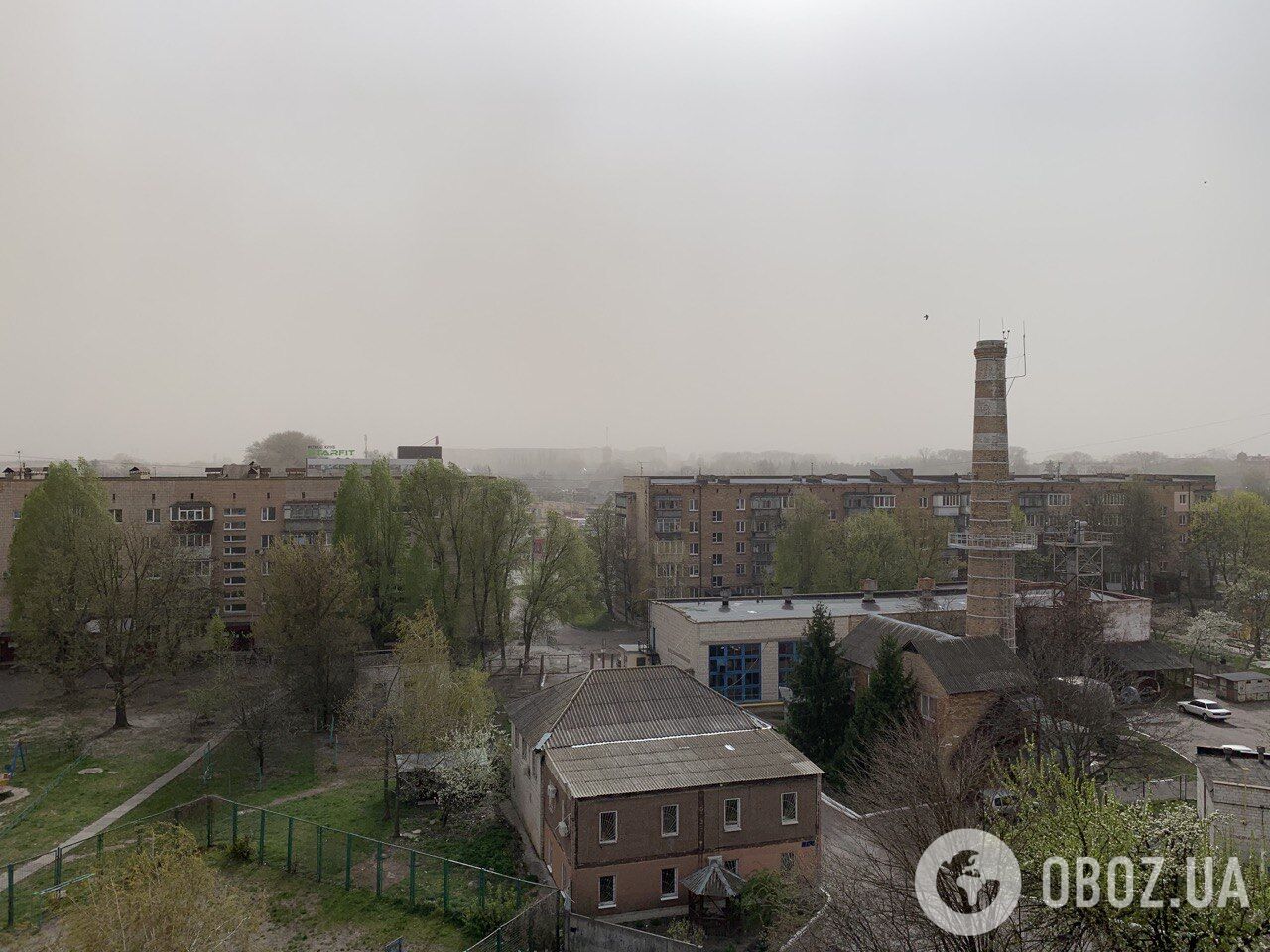 Пылевая буря в Киевской области