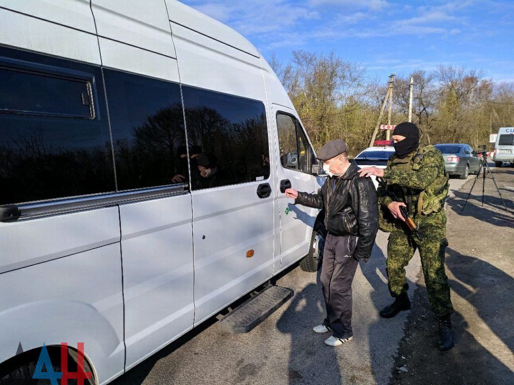 Обмен пленными Украины с "Л/ДНР": все подробности, фото и видео