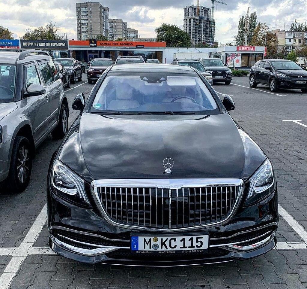 Mercedes-Maybach S560 в Одесі