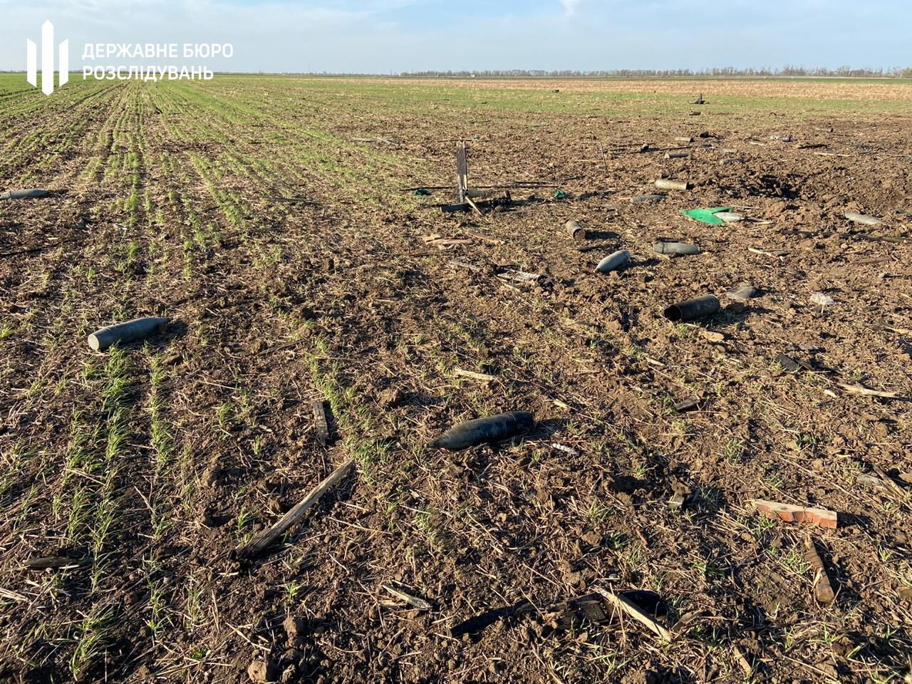 На Херсонщині вибухнула військова вантажівка з боєприпасами. Фото