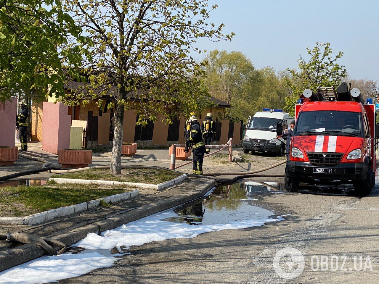 В Киеве вспыхнул масштабный пожар в ресторане