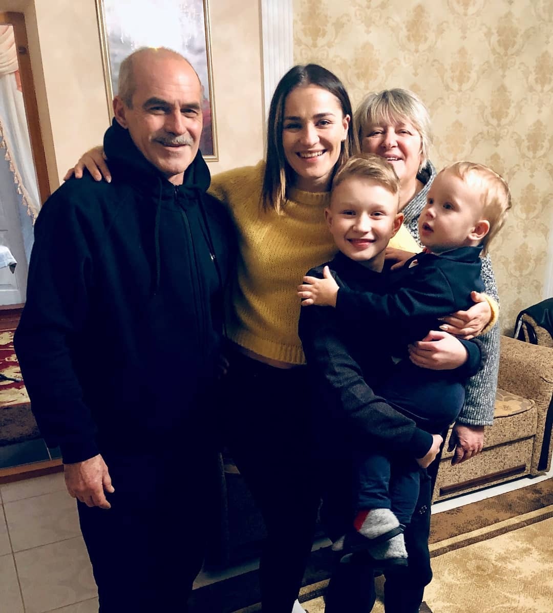 Марта Адамчук с семьей