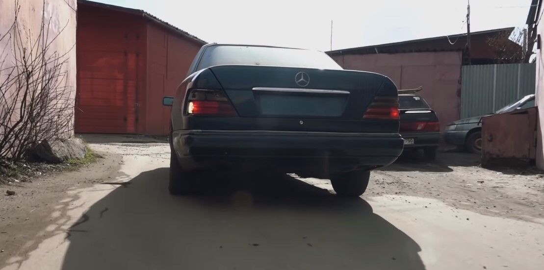 Б/у Mercedes W124 привели в чувства, чтобы продать за 35 копеек