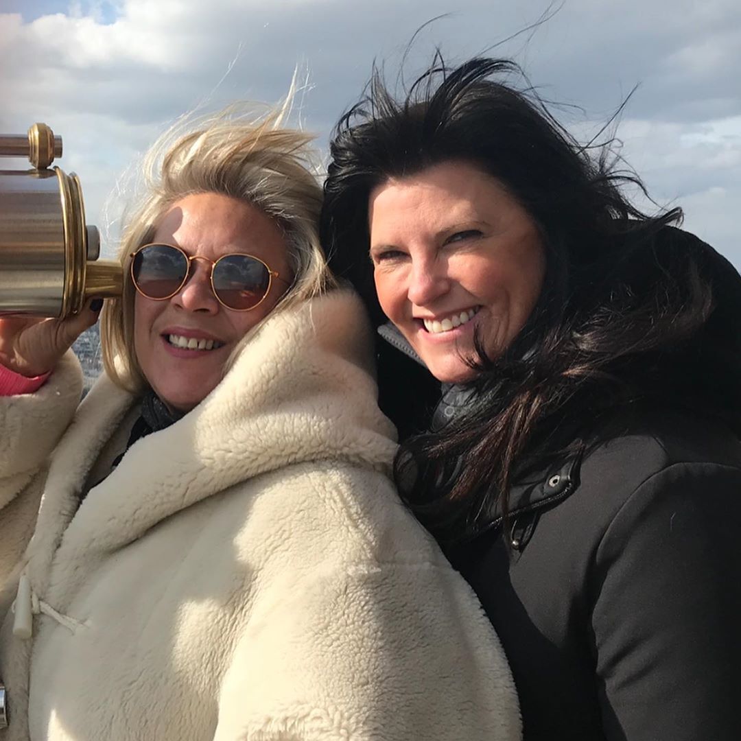 Саманта Фокс і Лінда Олсен