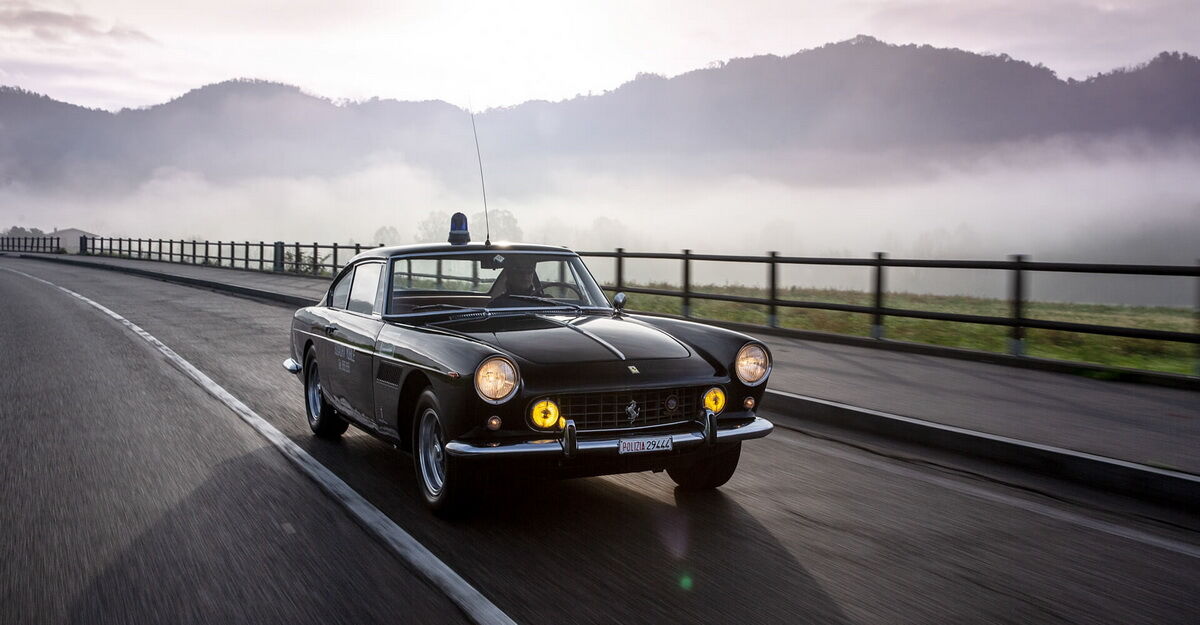 Ferrari 250 GTE 2+2 Polizia