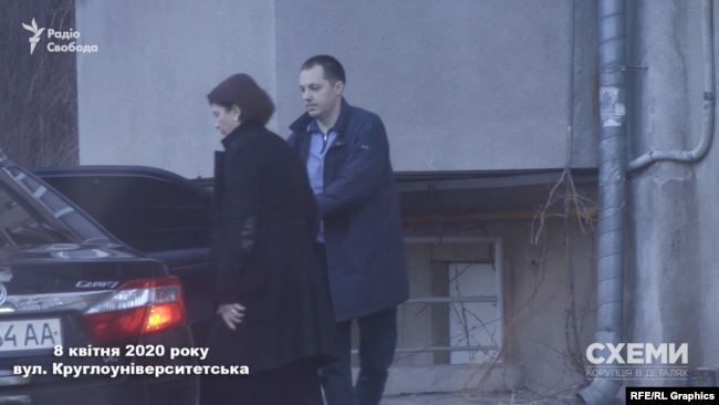 Венедиктова выезжает от дома в Киеве