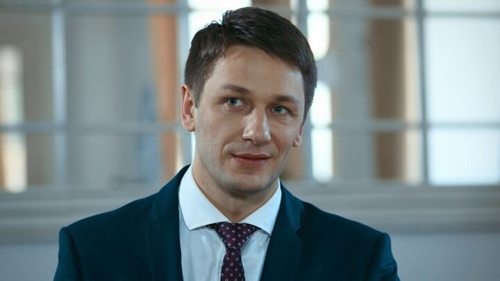 Александр Константинов