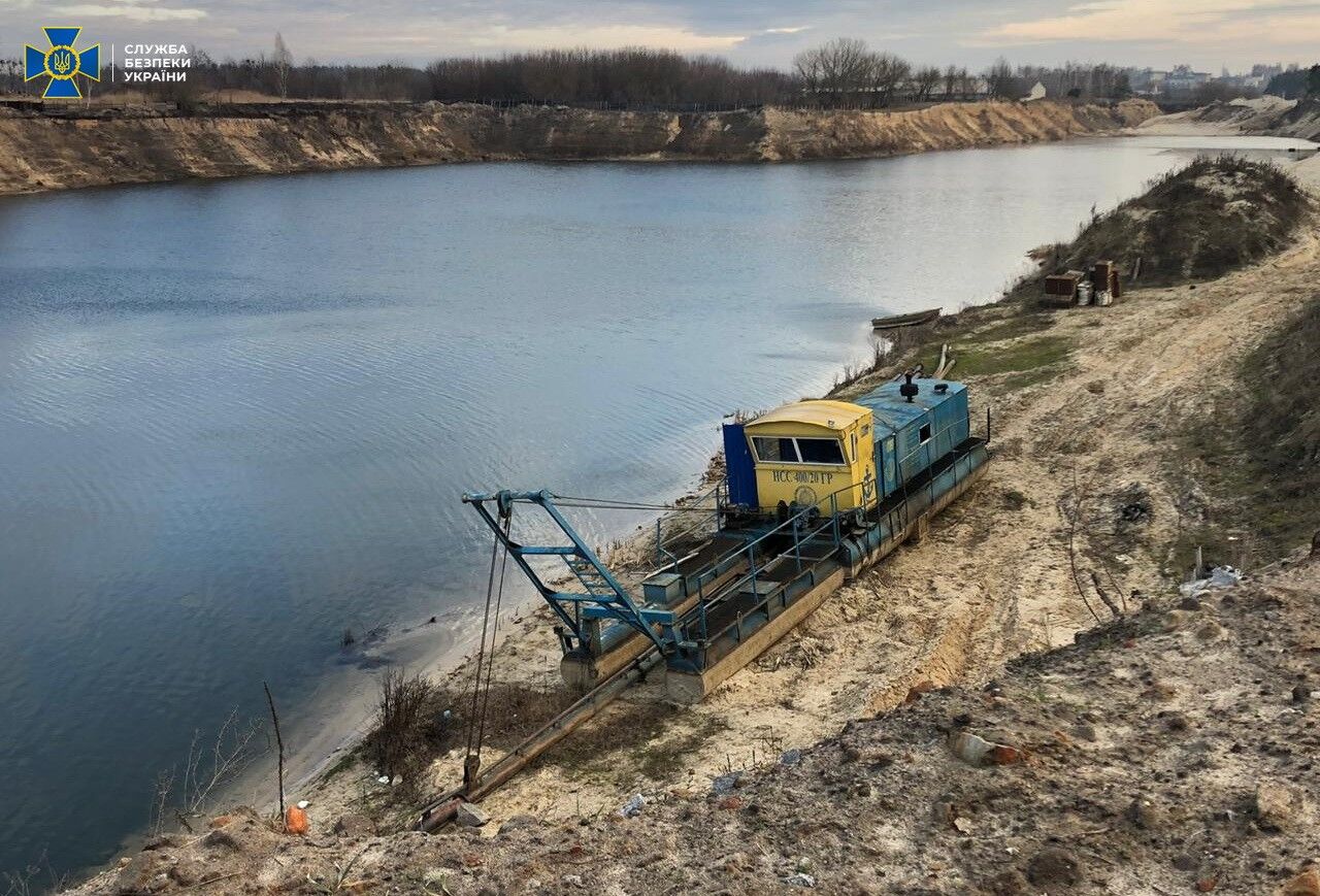 СБУ викрила незаконний видобуток піску на Житомирщині