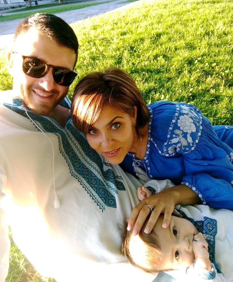 Нина Карасевич с мужем и сыном