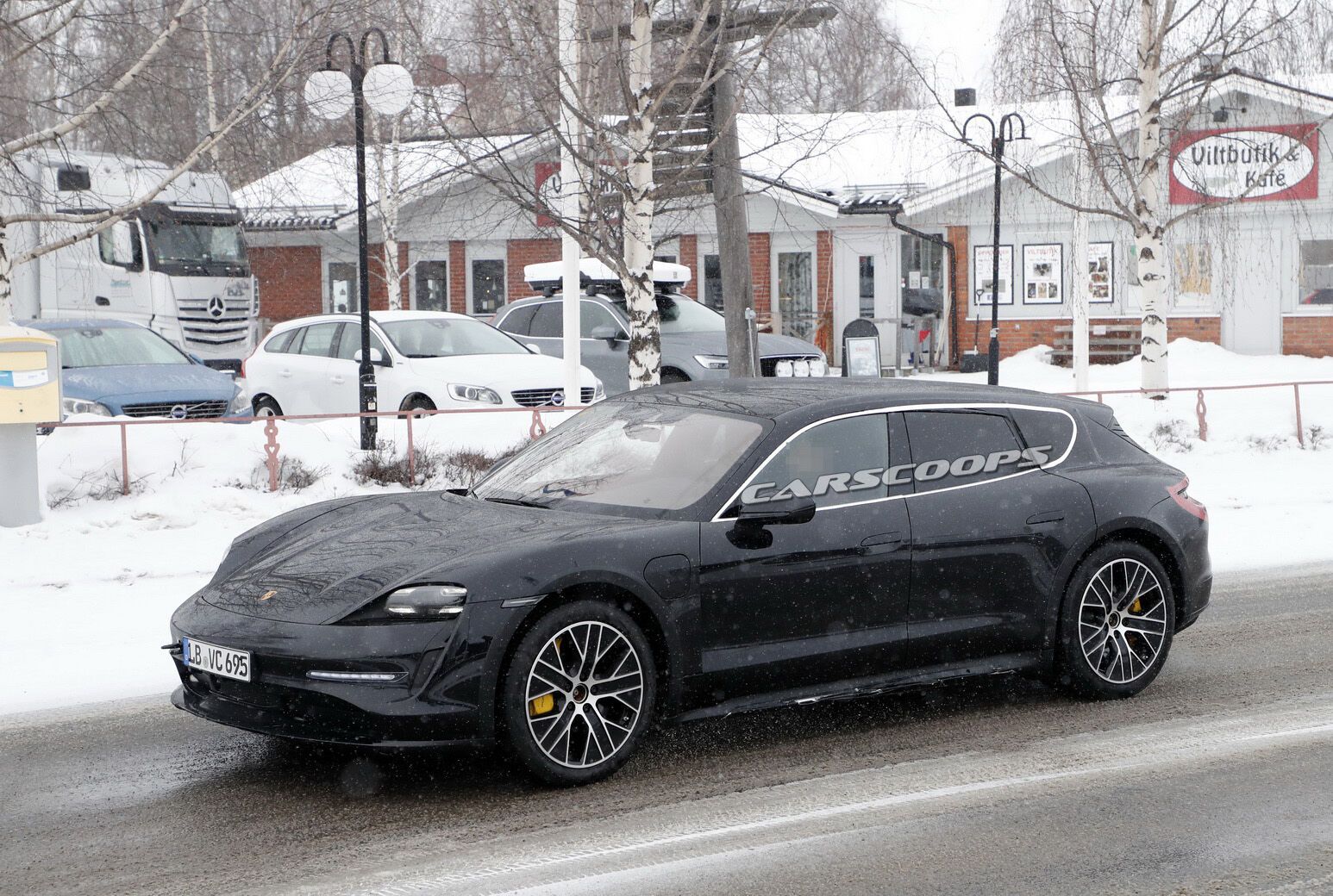 2021 Porsche Taycan Cross Turismo