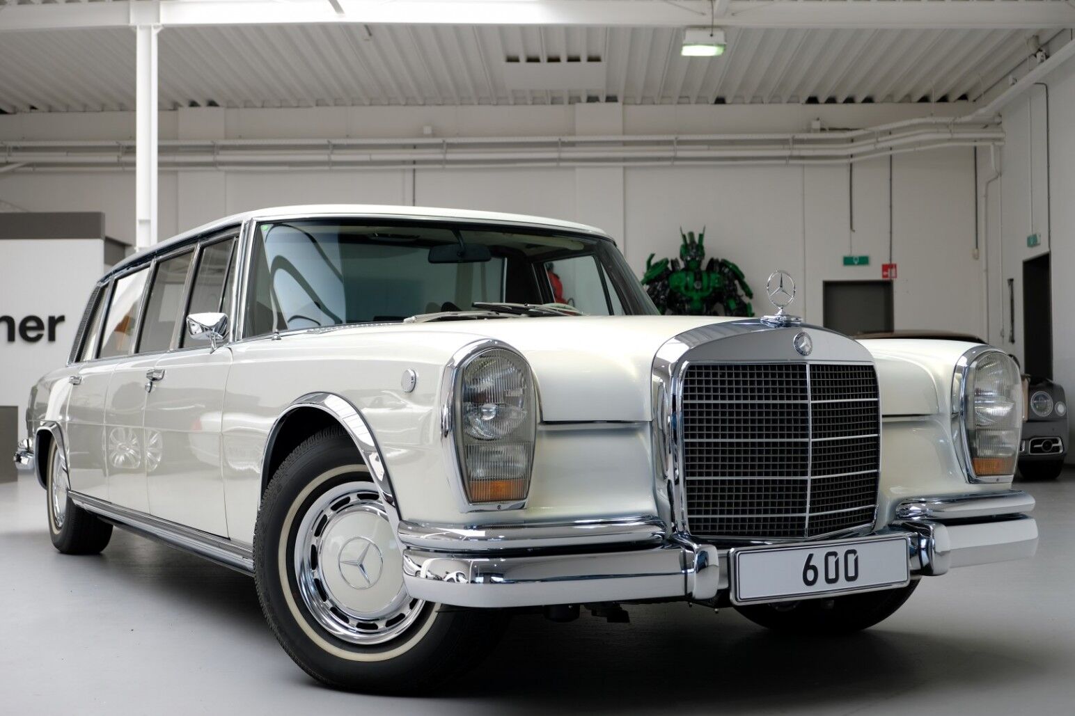 Mercedes-Benz 600 Pullman Maybach