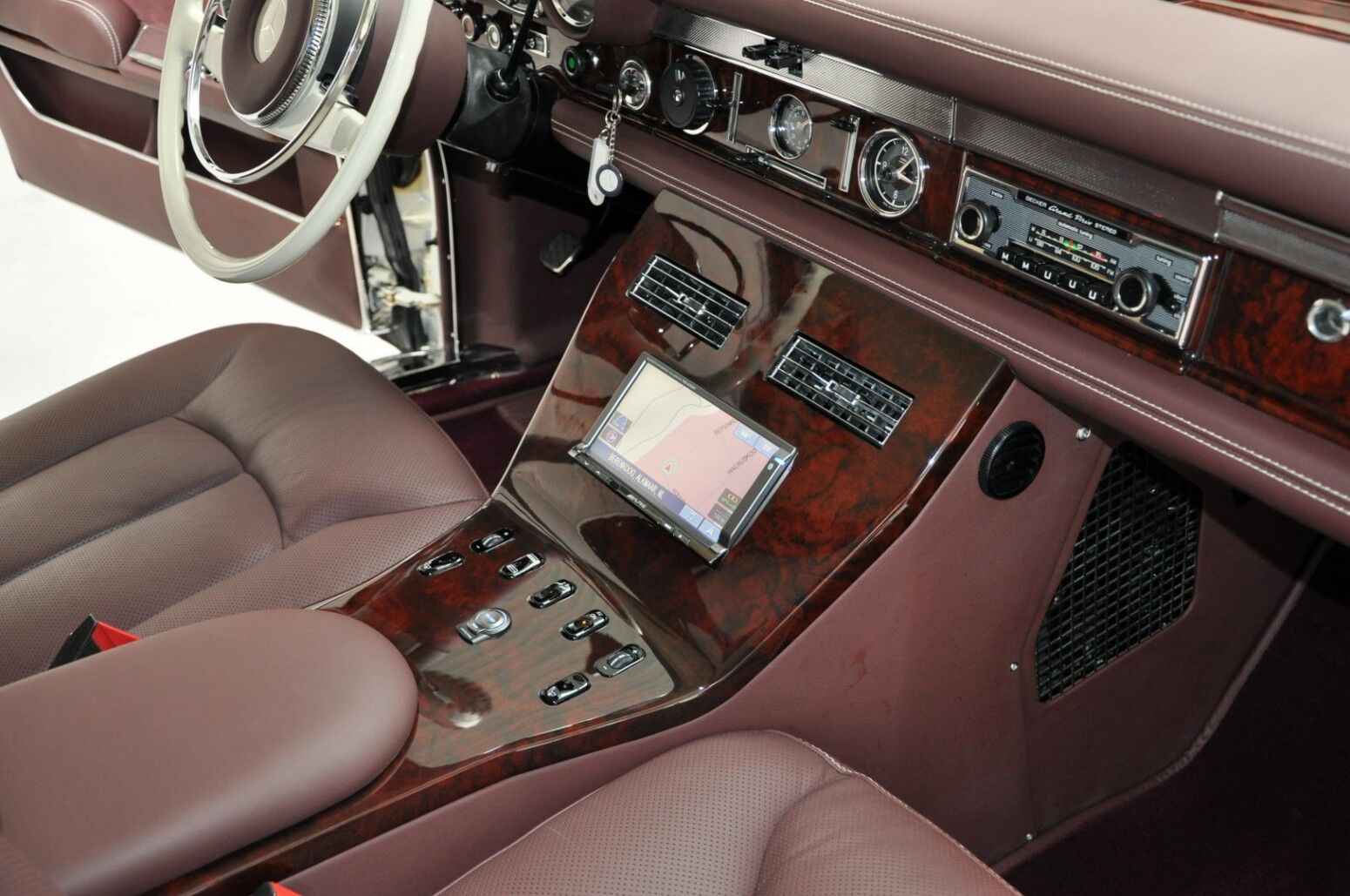 Mercedes-Benz 600 Pullman Maybach