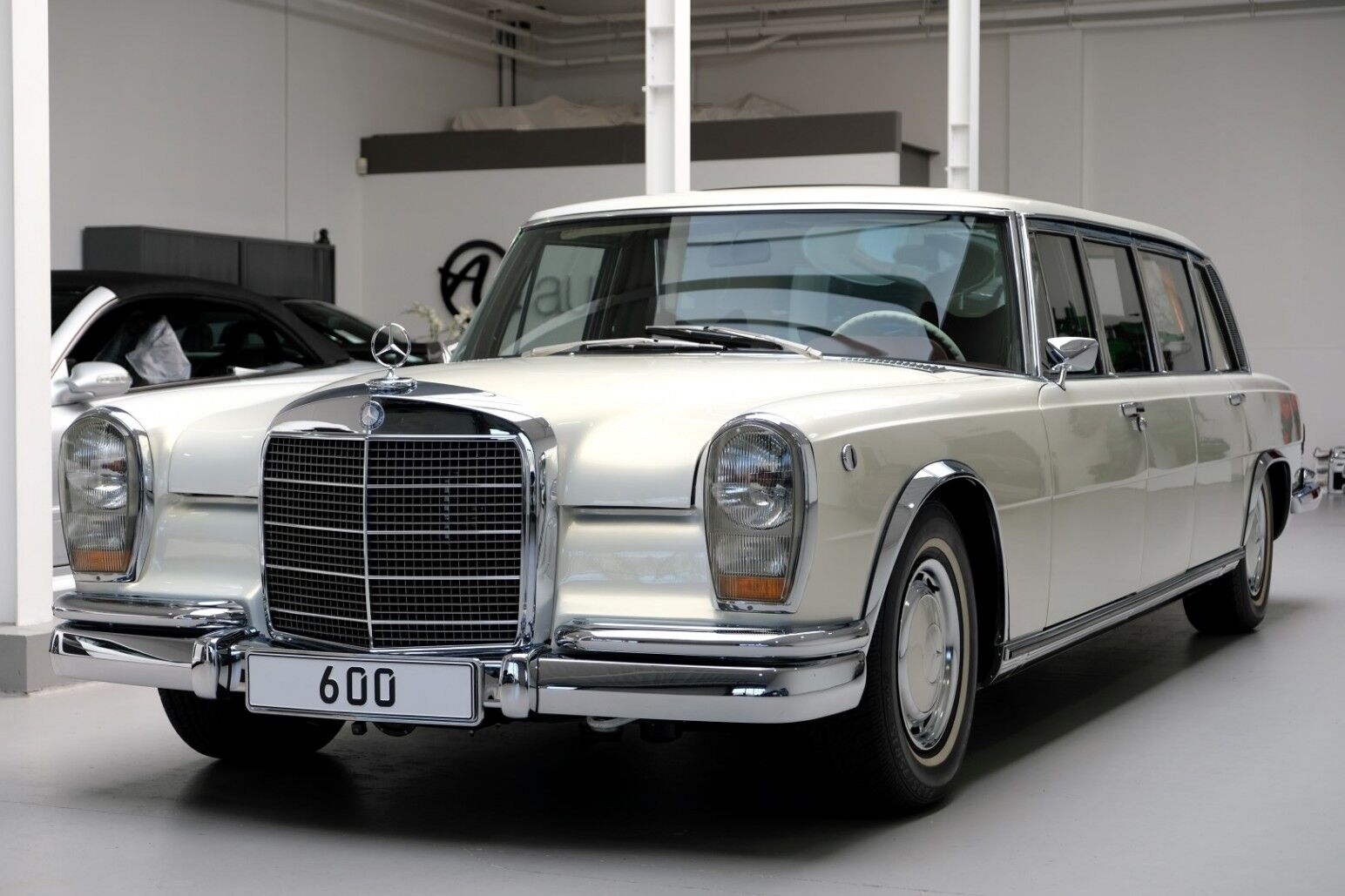 Mercedes-Benz 600 Pullman Maybach