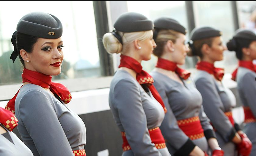 Розкрито спосіб, як сподобатися стюардесам