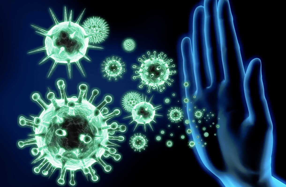 Китайские ученые заявили, что иммунитет от COVID-19 вырабатывается у 95% переболевших