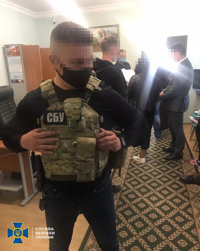 СБУ викрила корупційну схему у верхівці Одеської митниці: з'явилися деталі